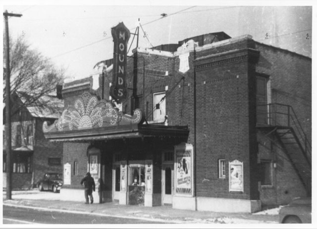 Mounds Theatre in 1950